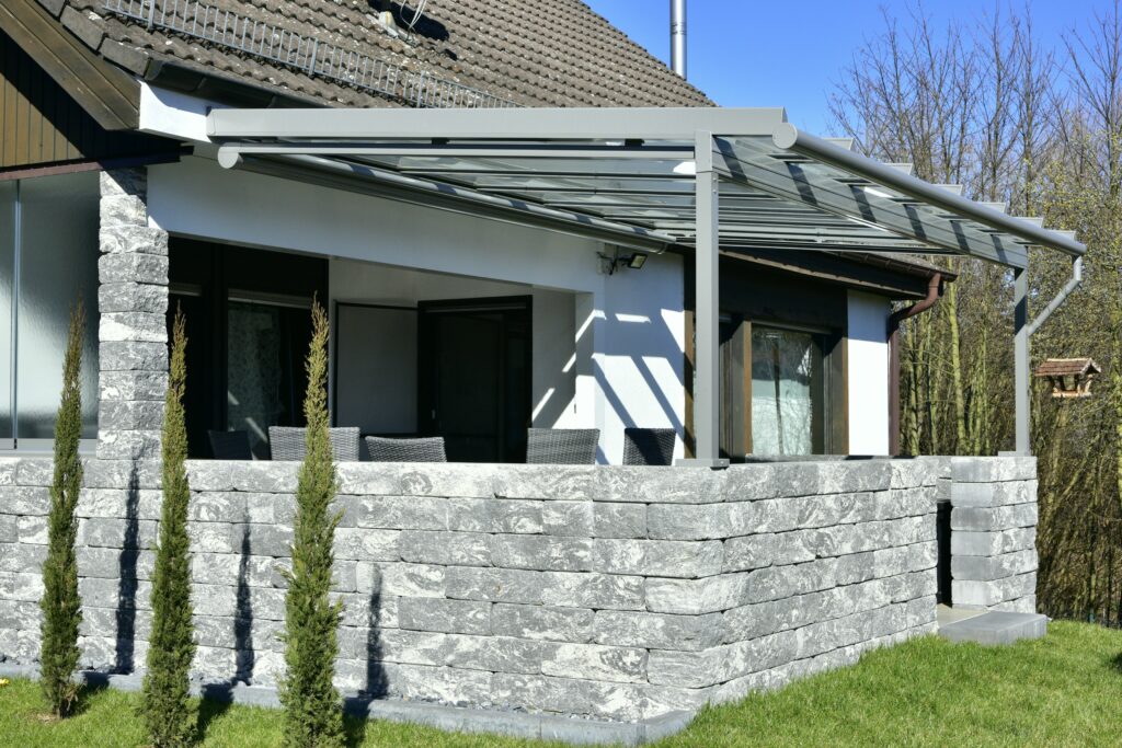 Pergola als Sonnenschutz Terrassenüberdachung Ahrensfelde